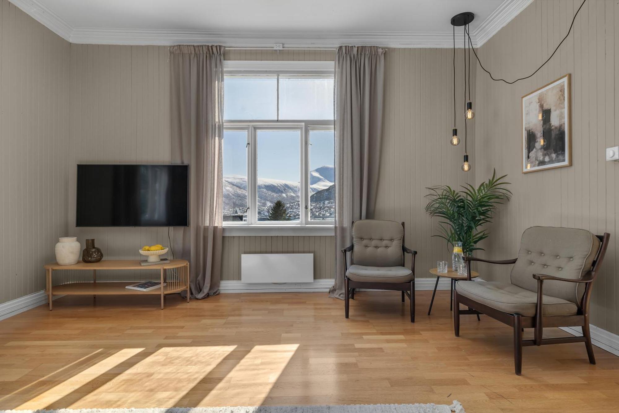 Lovely City Center Apartment With Amazing Views And Free Parking! Tromsø Exterior foto